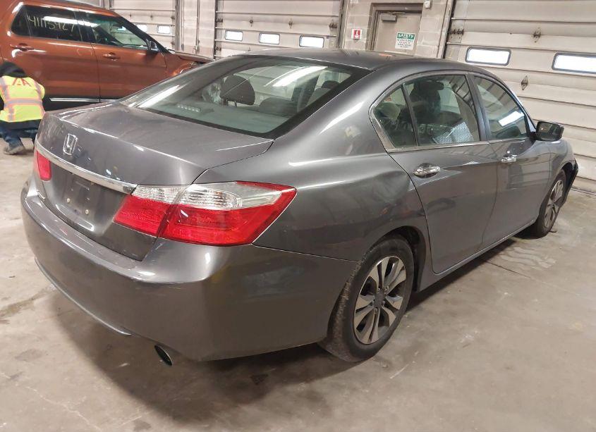 Photo 4 of 2013 Honda Accord LX (VIN 1HGCR2F3XDA143796)