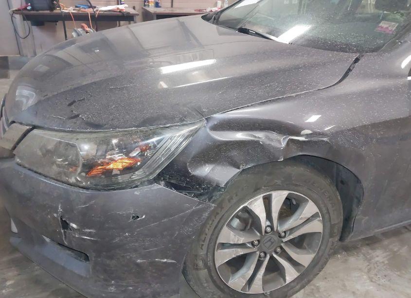 Photo 6 of 2013 Honda Accord LX (VIN 1HGCR2F3XDA143796)