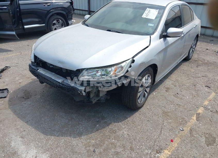 Photo 2 of 2013 Honda Accord LX (VIN 1HGCR2F3XDA148576)