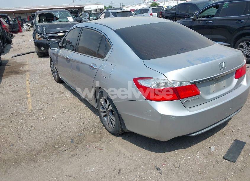 Photo 3 of 2013 Honda Accord LX (VIN 1HGCR2F3XDA148576)