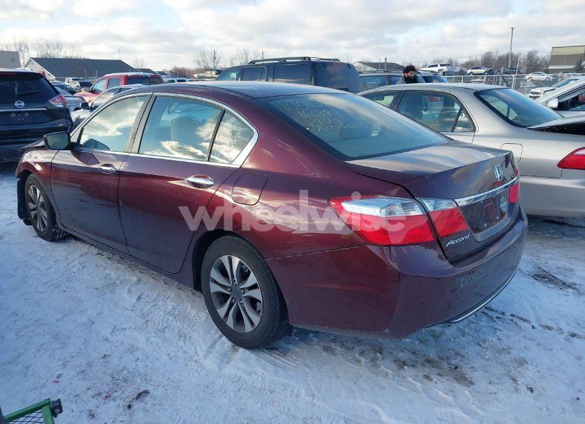Photo 3 of 2013 Honda Accord LX (VIN 1HGCR2F3XDA166382)