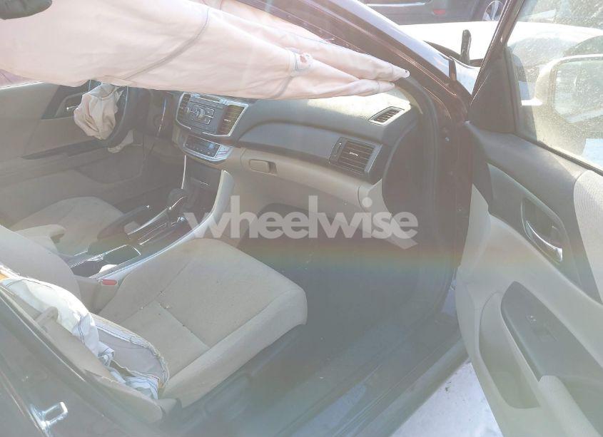 Photo 5 of 2013 Honda Accord LX (VIN 1HGCR2F3XDA166382)