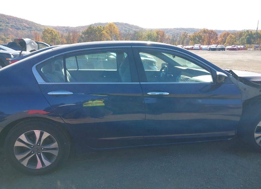 Photo 14 of 2013 Honda Accord LX (VIN 1HGCR2F3XDA177740)