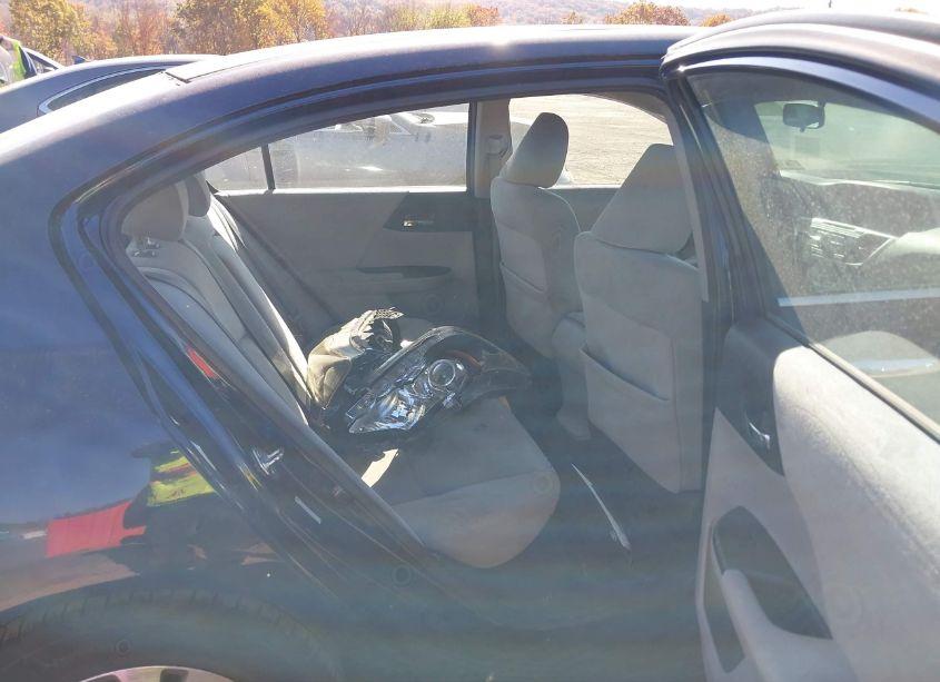 Photo 8 of 2013 Honda Accord LX (VIN 1HGCR2F3XDA177740)