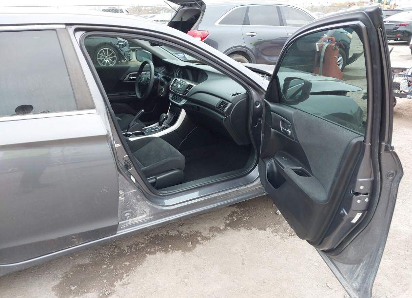 Photo 5 of 2013 Honda Accord LX (VIN 1HGCR2F3XDA214477)