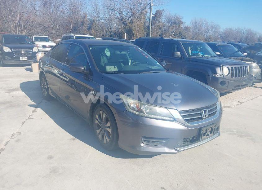 2013 Honda Accord LX (VIN 1HGCR2F3XDA236978) main photo