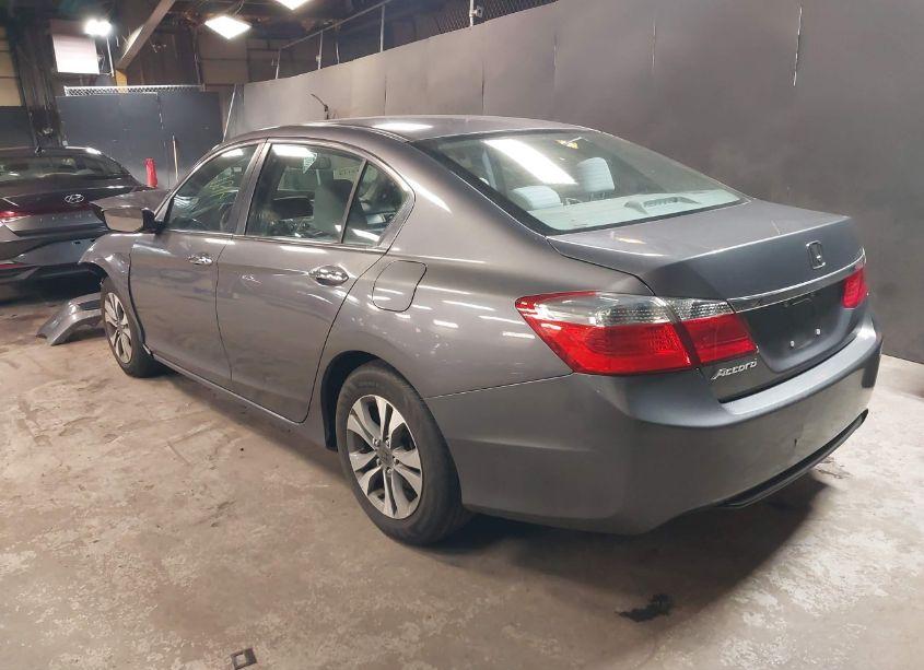 Photo 3 of 2013 Honda Accord LX (VIN 1HGCR2F3XDA257409)
