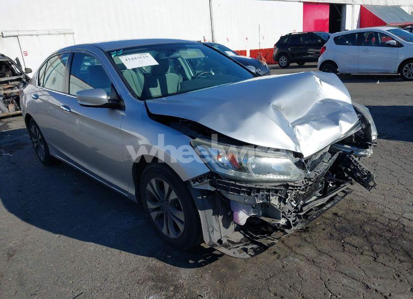 2013 Honda Accord LX (VIN 1HGCR2F3XDA283847) main photo