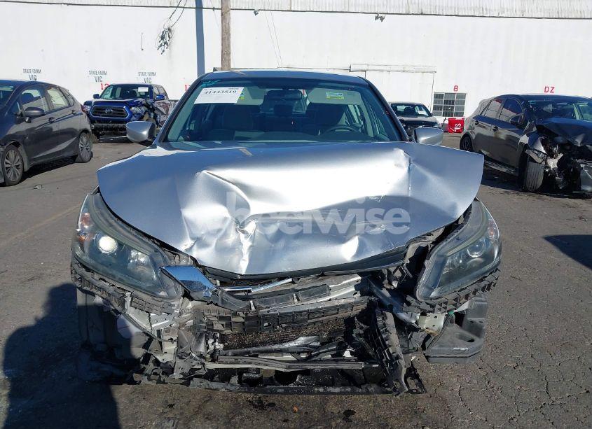 Photo 12 of 2013 Honda Accord LX (VIN 1HGCR2F3XDA283847)