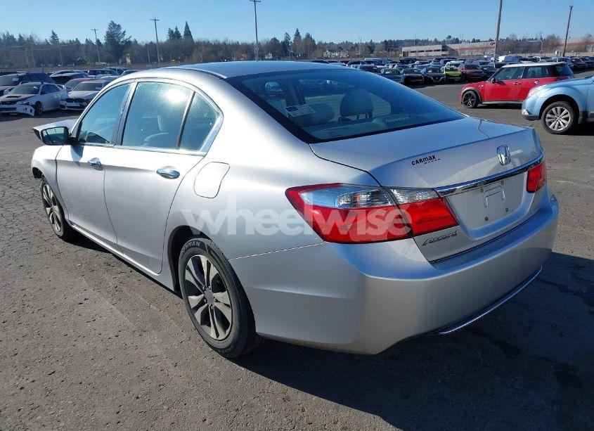 Photo 3 of 2013 Honda Accord LX (VIN 1HGCR2F3XDA283847)