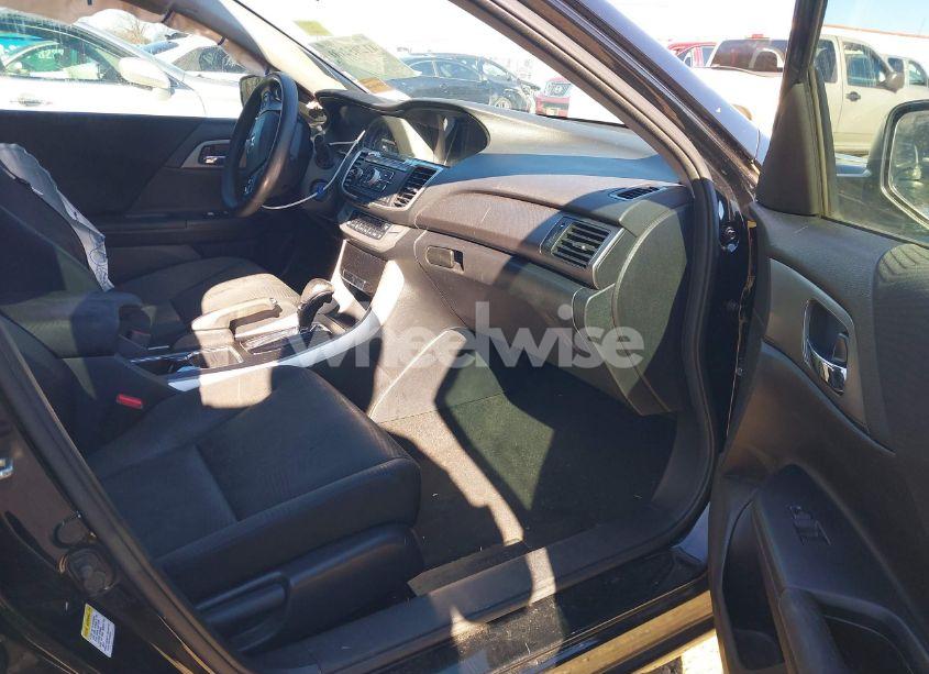 Photo 5 of 2014 Honda Accord LX (VIN 1HGCR2F3XEA020744)