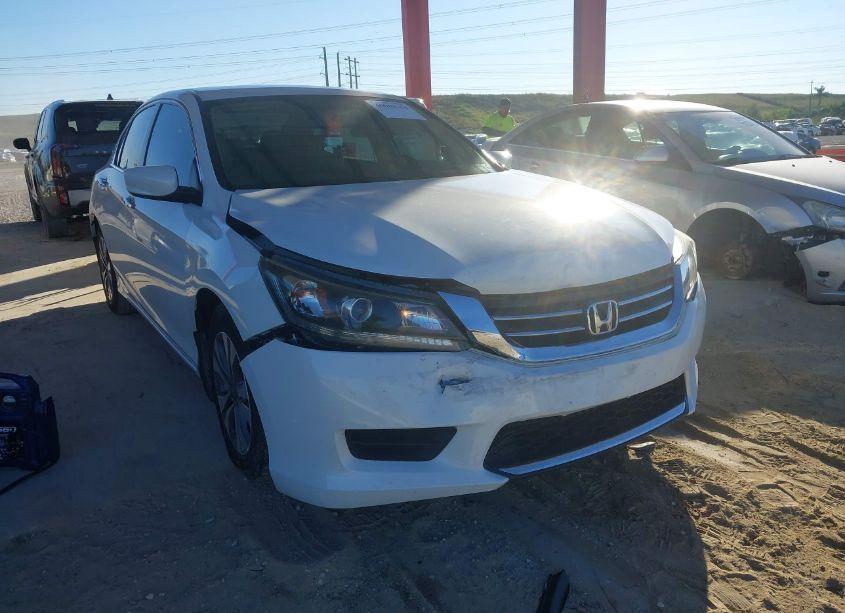 2014 Honda Accord LX (VIN 1HGCR2F3XEA021800) main photo