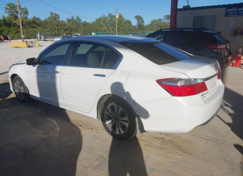Photo 14 of 2014 Honda Accord LX (VIN 1HGCR2F3XEA021800)
