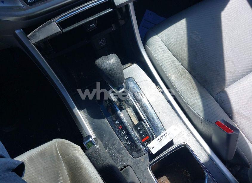 Photo 11 of 2014 Honda Accord LX (VIN 1HGCR2F3XEA026267)