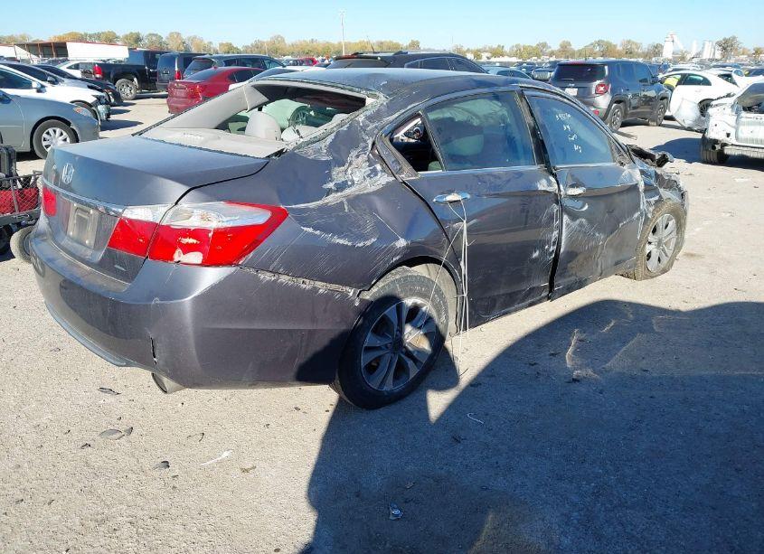 Photo 4 of 2014 Honda Accord LX (VIN 1HGCR2F3XEA056417)