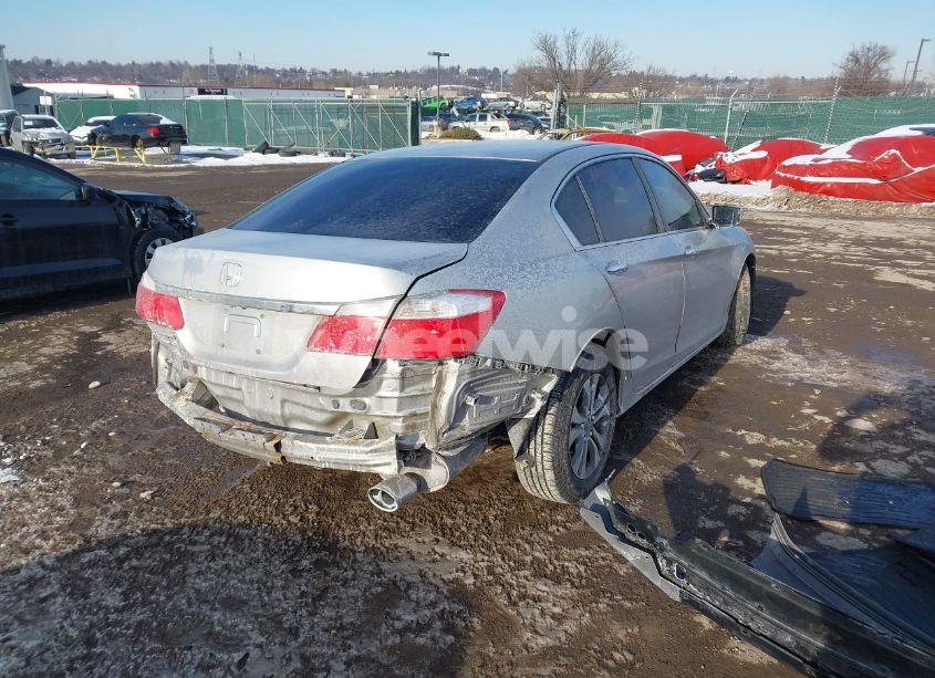 Photo 4 of 2014 Honda Accord LX (VIN 1HGCR2F3XEA152614)