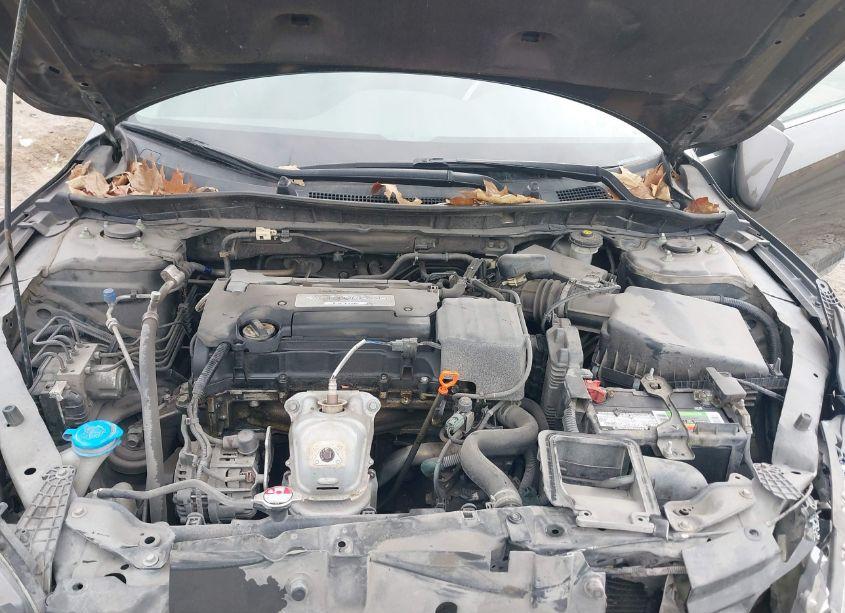 Photo 10 of 2014 Honda Accord LX (VIN 1HGCR2F3XEA225285)