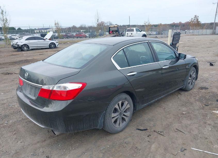 Photo 4 of 2014 Honda Accord LX (VIN 1HGCR2F3XEA225285)