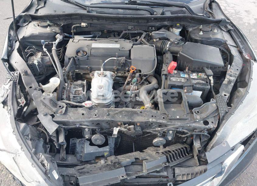 Photo 10 of 2014 Honda Accord LX (VIN 1HGCR2F3XEA242006)