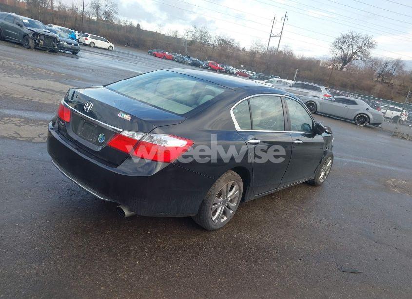 Photo 4 of 2014 Honda Accord LX (VIN 1HGCR2F3XEA242006)
