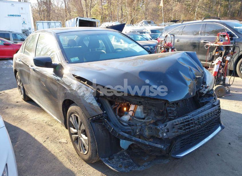 2015 Honda Accord LX (VIN 1HGCR2F3XFA005114) main photo