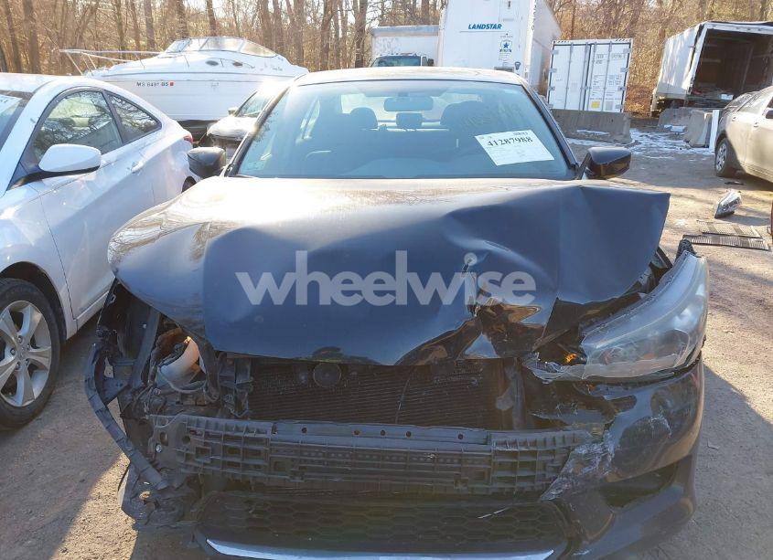 Photo 12 of 2015 Honda Accord LX (VIN 1HGCR2F3XFA005114)