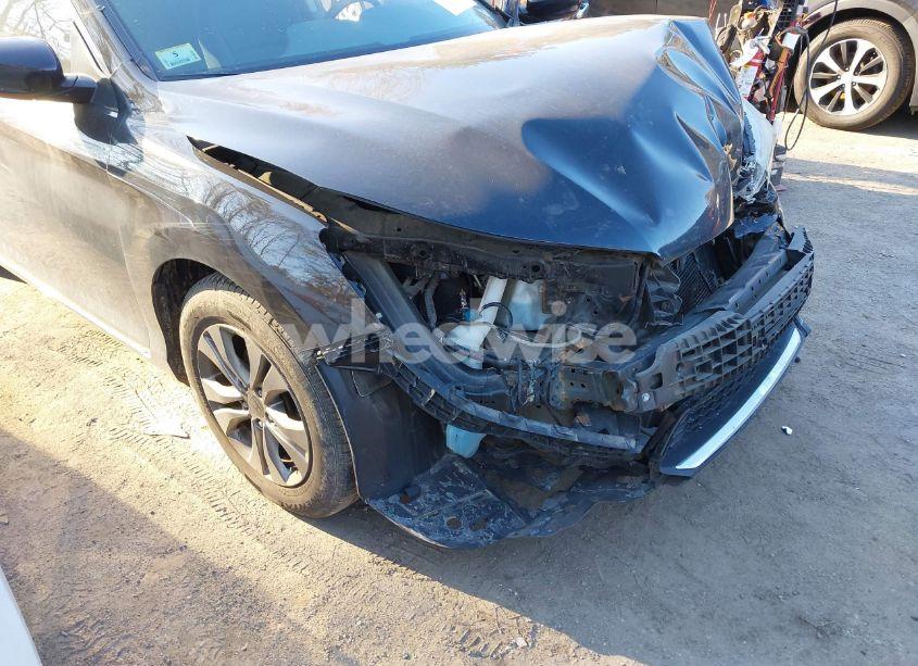 Photo 17 of 2015 Honda Accord LX (VIN 1HGCR2F3XFA005114)