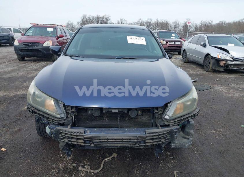 Photo 13 of 2015 Honda Accord LX (VIN 1HGCR2F3XFA006988)