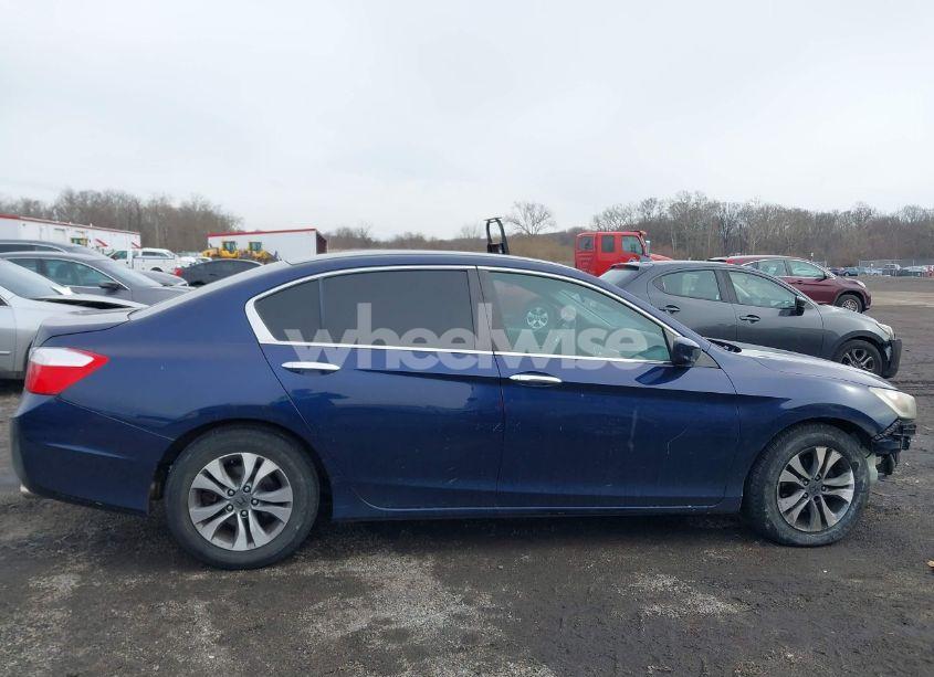 Photo 14 of 2015 Honda Accord LX (VIN 1HGCR2F3XFA006988)