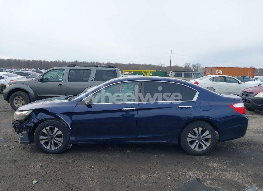 Photo 15 of 2015 Honda Accord LX (VIN 1HGCR2F3XFA006988)
