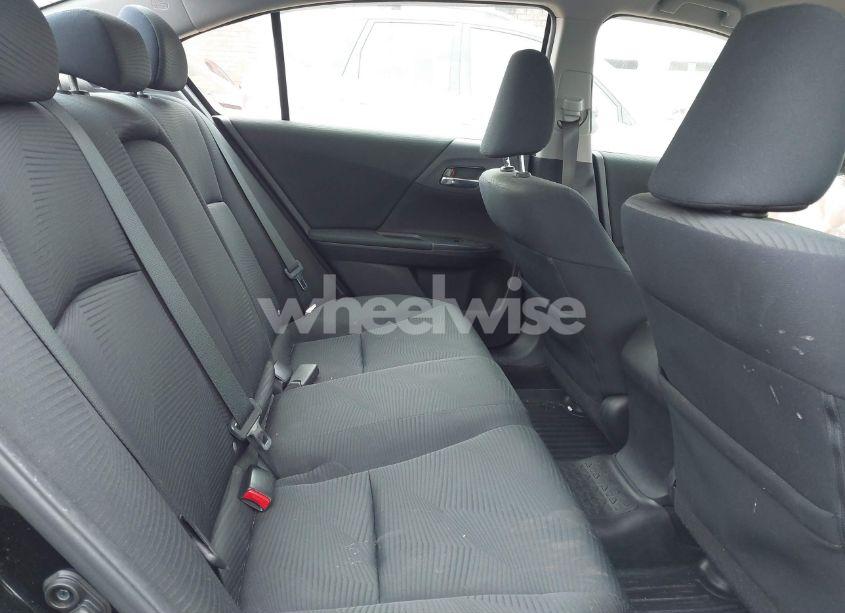 Photo 8 of 2015 Honda Accord LX (VIN 1HGCR2F3XFA034872)
