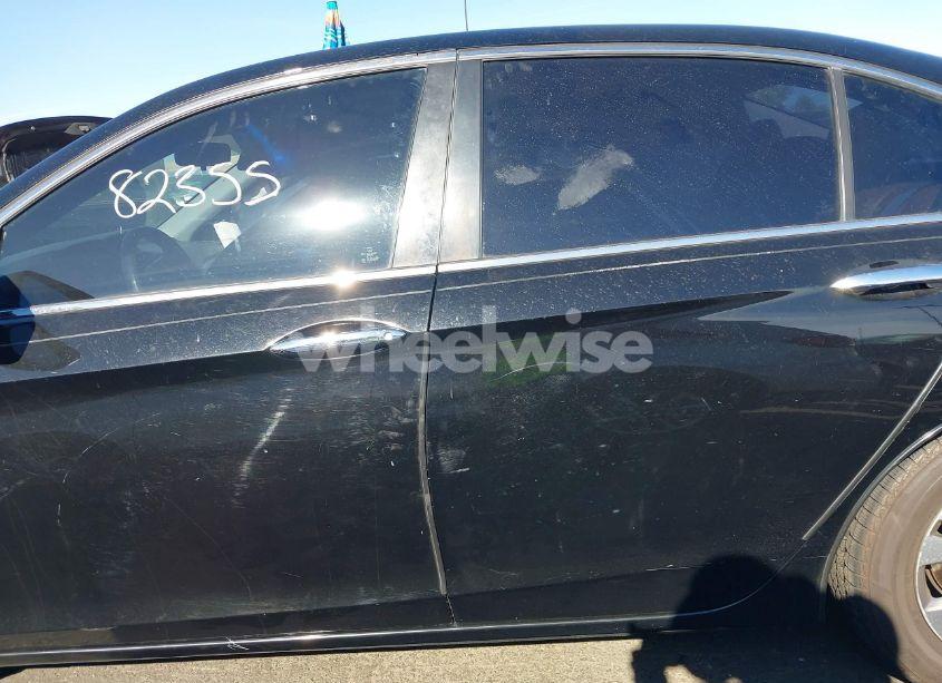 Photo 15 of 2015 Honda Accord LX (VIN 1HGCR2F3XFA041031)