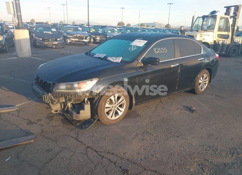 Photo 2 of 2015 Honda Accord LX (VIN 1HGCR2F3XFA041031)