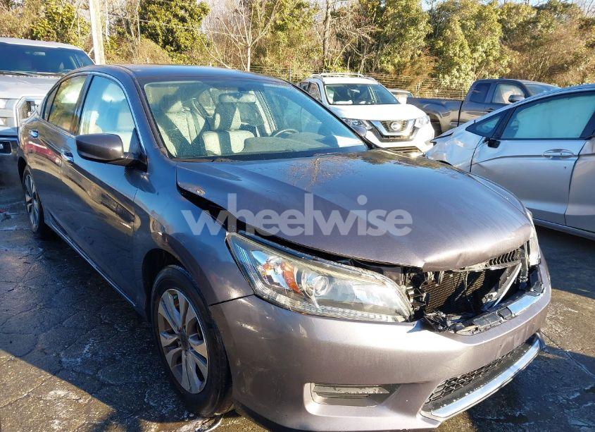 2015 Honda Accord LX (VIN 1HGCR2F3XFA067872) main photo