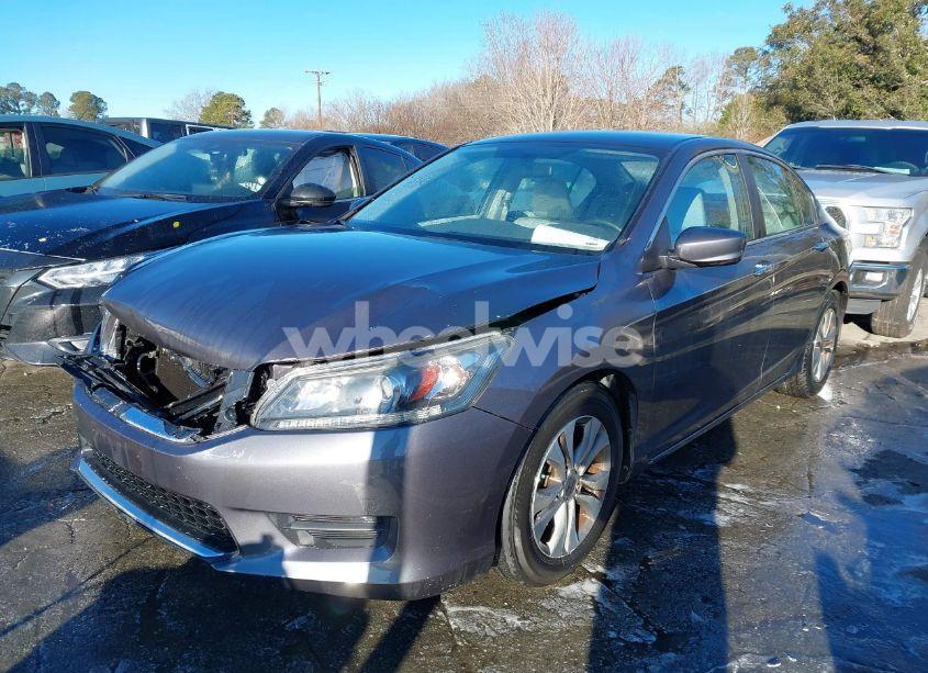 Photo 2 of 2015 Honda Accord LX (VIN 1HGCR2F3XFA067872)