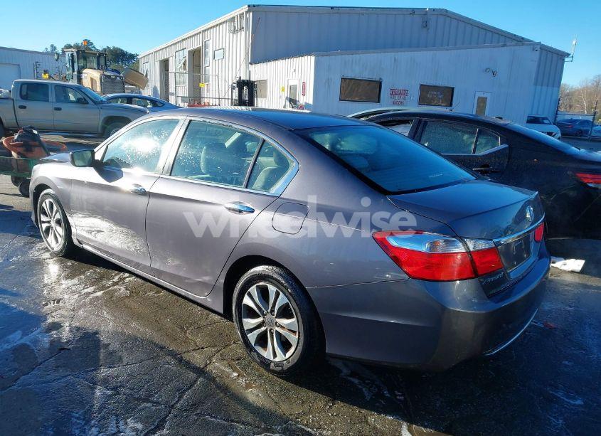 Photo 3 of 2015 Honda Accord LX (VIN 1HGCR2F3XFA067872)