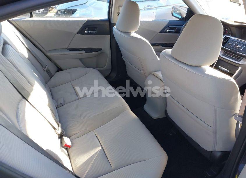 Photo 8 of 2015 Honda Accord LX (VIN 1HGCR2F3XFA067872)