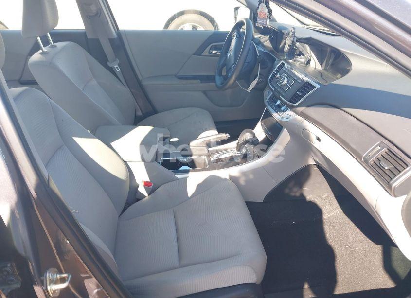 Photo 5 of 2015 Honda Accord LX (VIN 1HGCR2F3XFA081285)