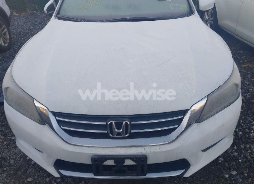 Photo 10 of 2015 Honda Accord LX (VIN 1HGCR2F3XFA095882)