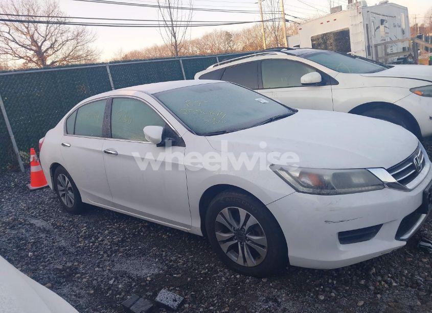 Photo 12 of 2015 Honda Accord LX (VIN 1HGCR2F3XFA095882)