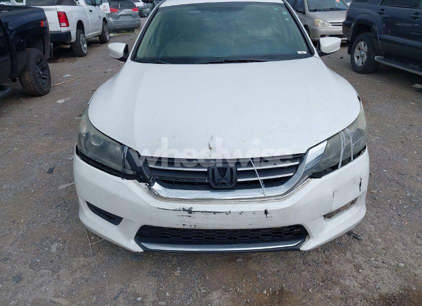 Photo 6 of 2015 Honda Accord LX (VIN 1HGCR2F3XFA127035)