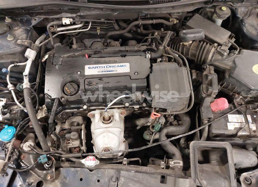 Photo 10 of 2015 Honda Accord LX (VIN 1HGCR2F3XFA130128)