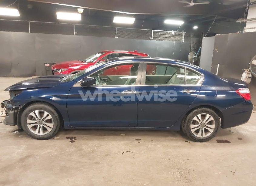 Photo 15 of 2015 Honda Accord LX (VIN 1HGCR2F3XFA130128)