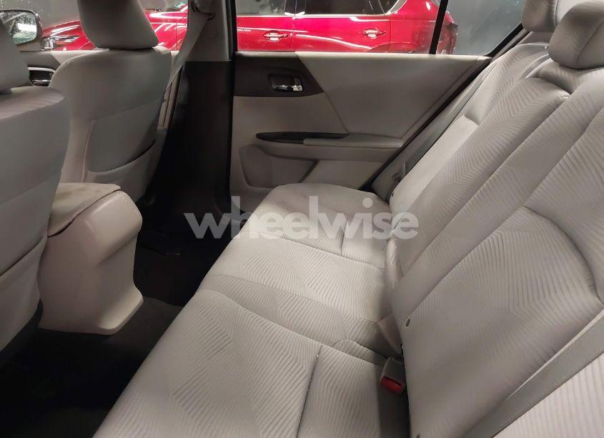 Photo 8 of 2015 Honda Accord LX (VIN 1HGCR2F3XFA130128)