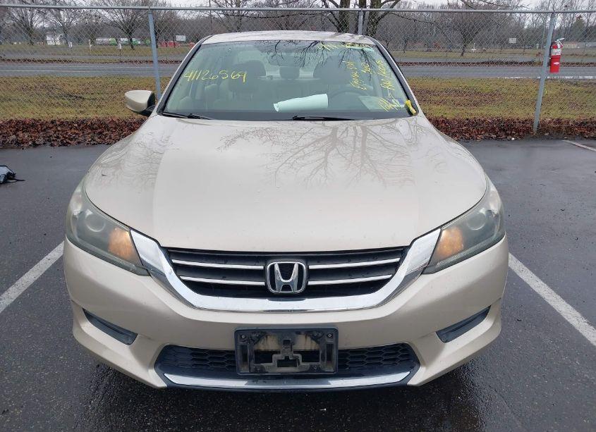 Photo 12 of 2015 Honda Accord LX (VIN 1HGCR2F3XFA141369)
