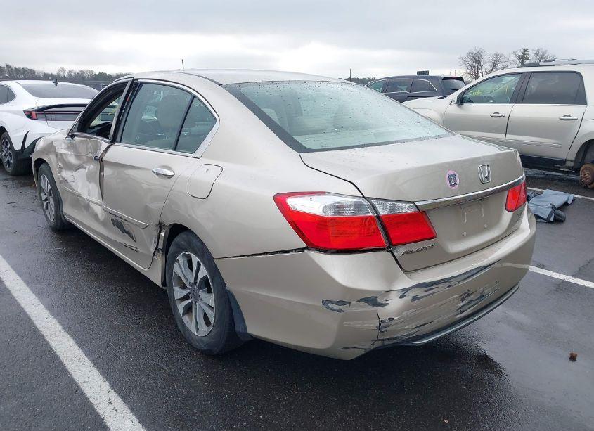Photo 3 of 2015 Honda Accord LX (VIN 1HGCR2F3XFA141369)