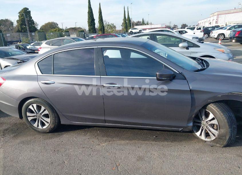 Photo 13 of 2015 Honda Accord LX (VIN 1HGCR2F3XFA147866)