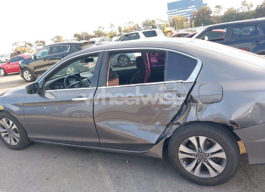 Photo 14 of 2015 Honda Accord LX (VIN 1HGCR2F3XFA147866)