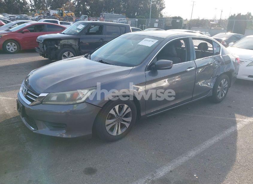 Photo 2 of 2015 Honda Accord LX (VIN 1HGCR2F3XFA147866)