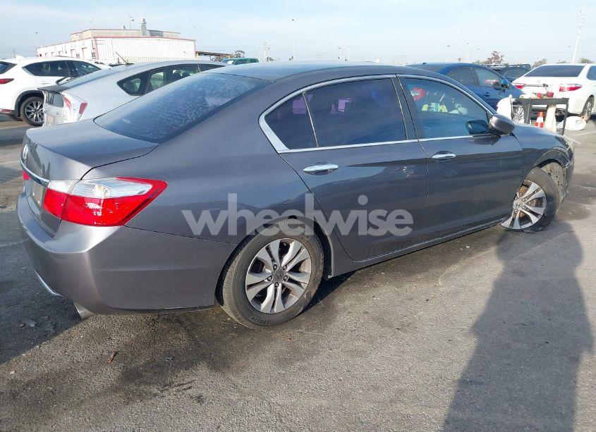 Photo 4 of 2015 Honda Accord LX (VIN 1HGCR2F3XFA147866)